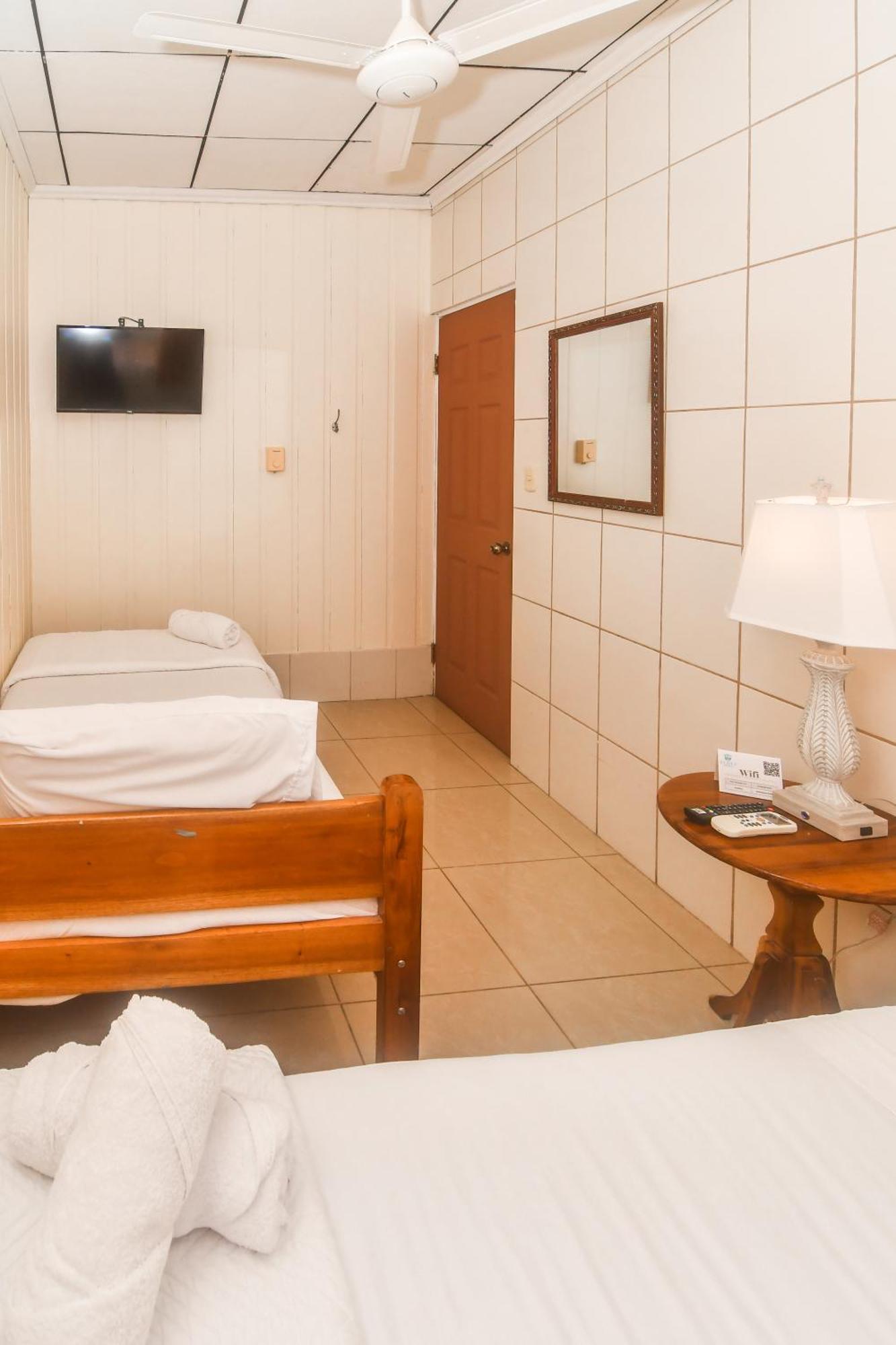 Hotel Aldea Chorotega Пунтаренас Экстерьер фото