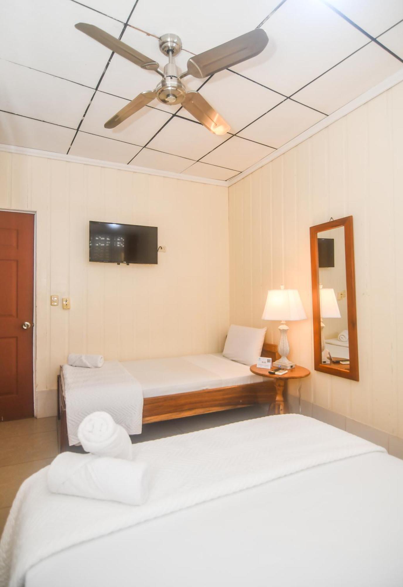 Hotel Aldea Chorotega Пунтаренас Экстерьер фото