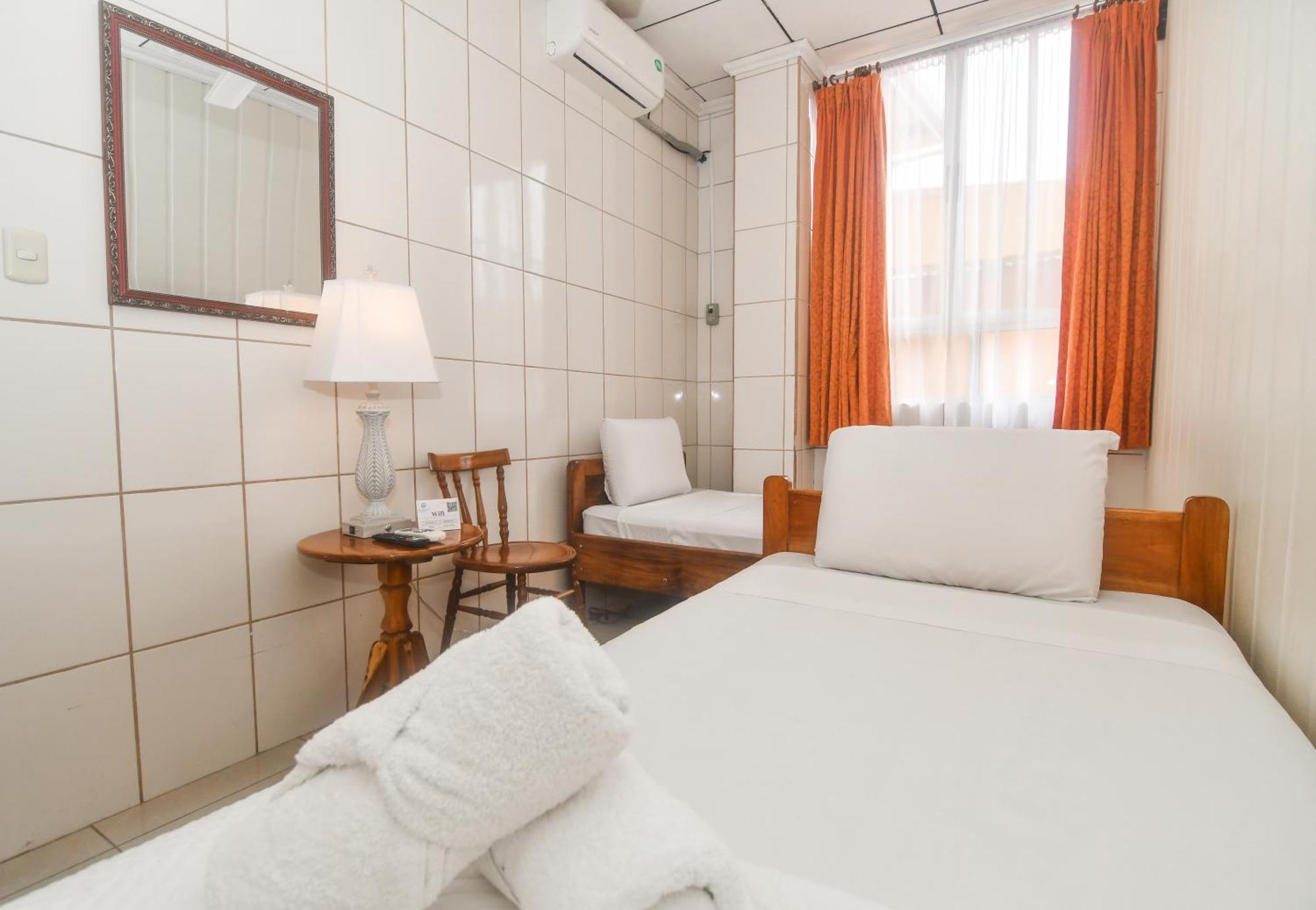 Hotel Aldea Chorotega Пунтаренас Экстерьер фото